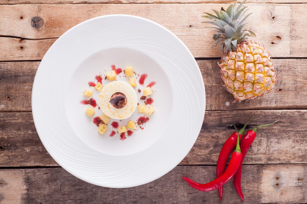 10 Top Tips: How to Present Food Like a Professional Chef - Spiros Blog